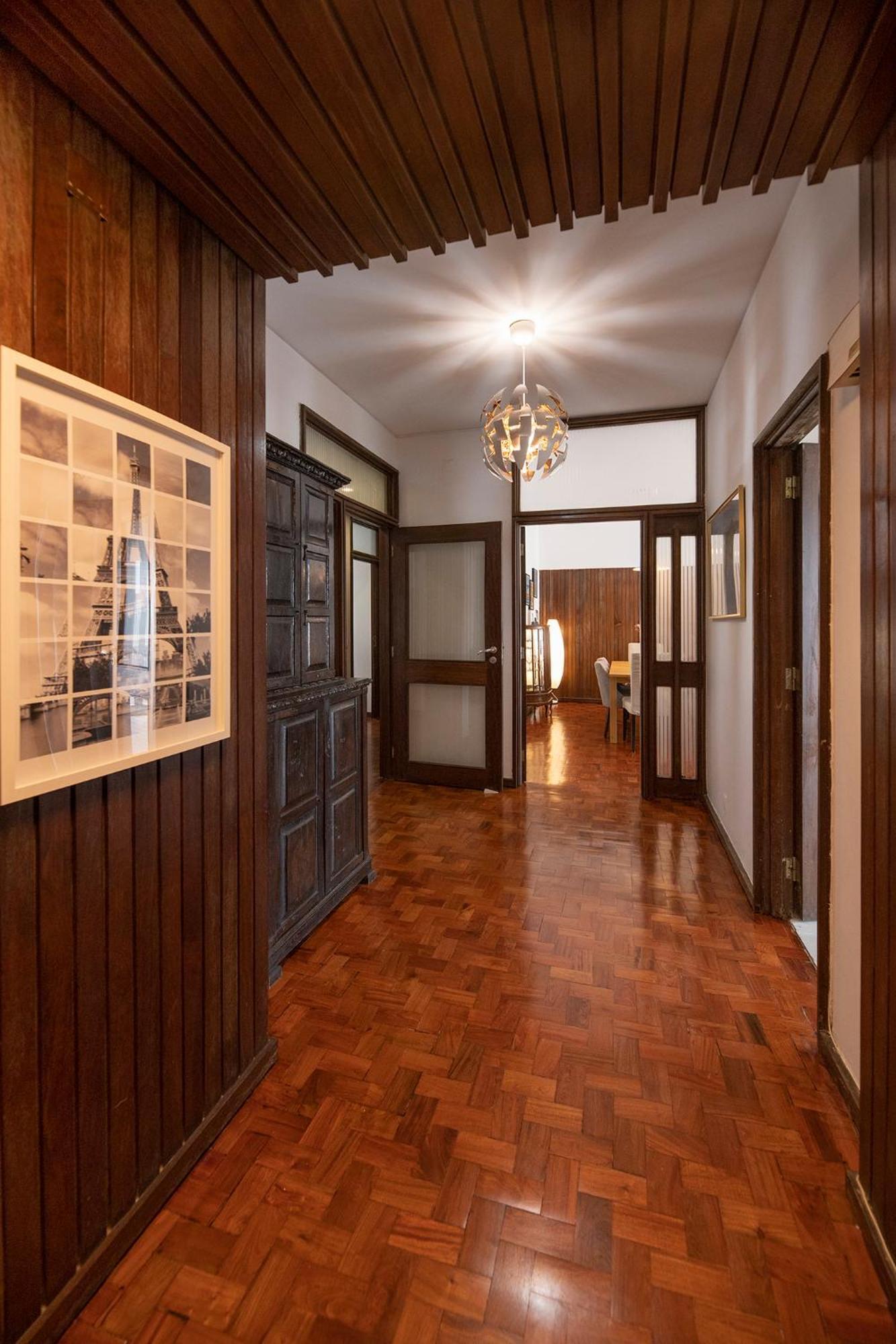 Flh Porto Spacious Apartment With Balcony Eksteriør bilde