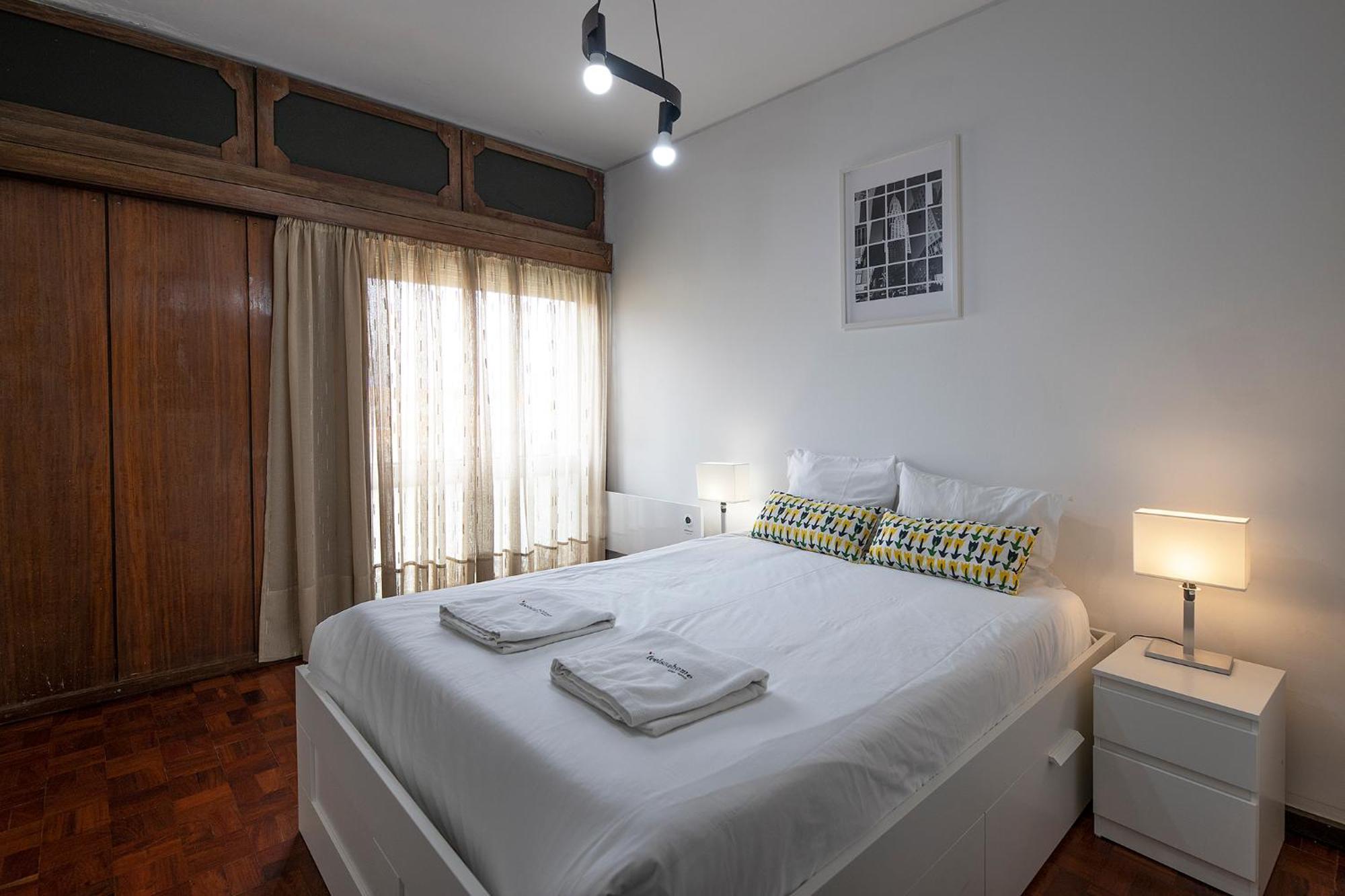 Flh Porto Spacious Apartment With Balcony Eksteriør bilde