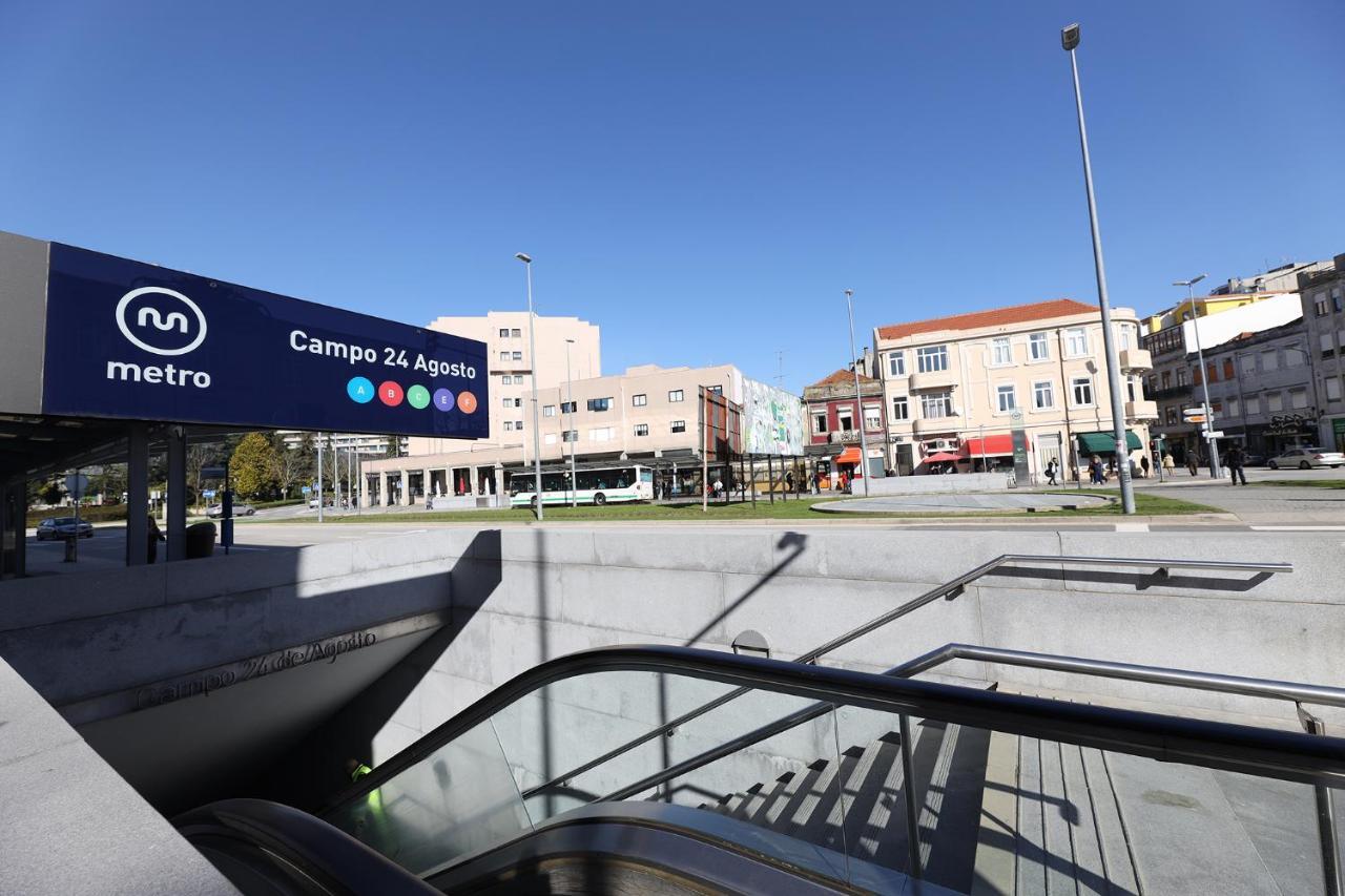 Flh Porto Spacious Apartment With Balcony Eksteriør bilde